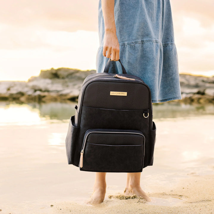 Petunia Pickle Bottom Sync Backpack (Carbon Cable Stitch)