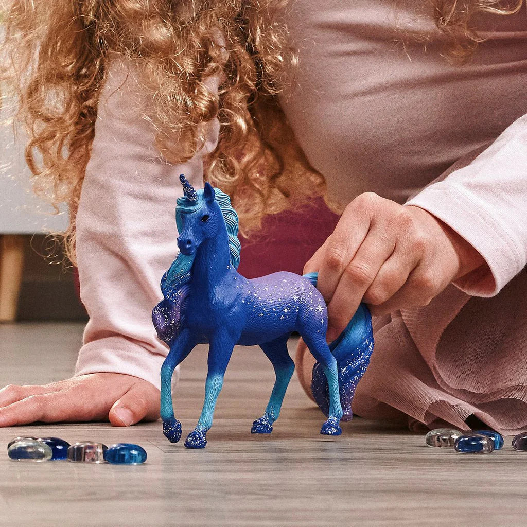 Schleich Galaxy Rainbow Unicorn Stallion