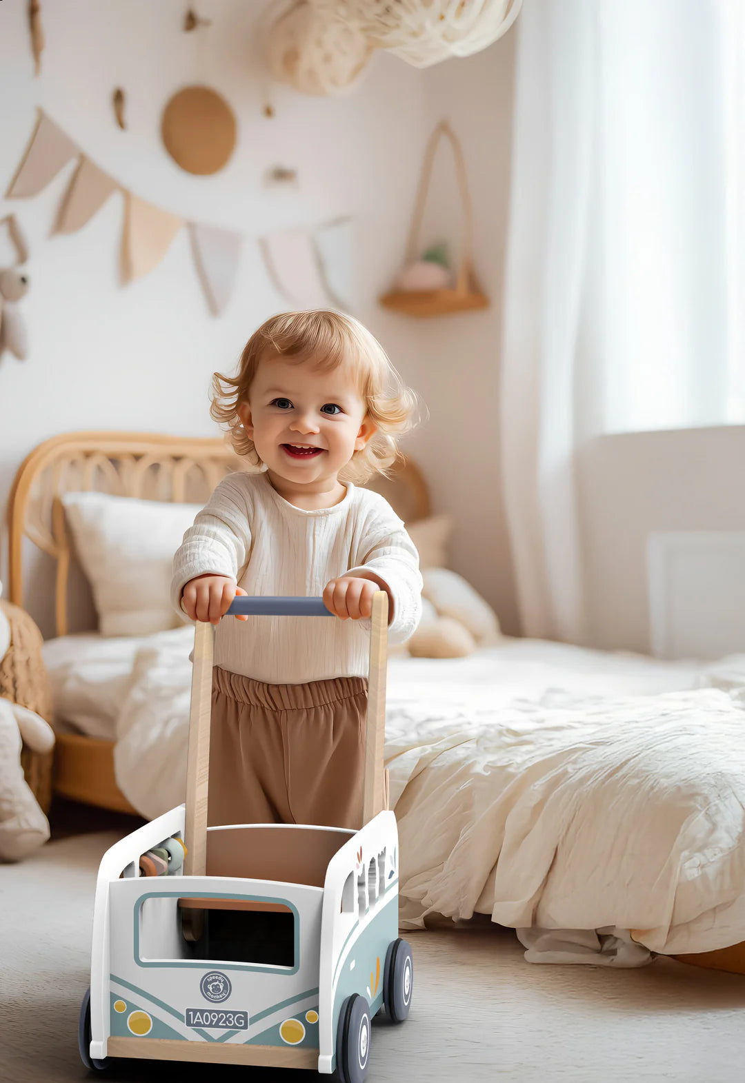 Speedy Monkey Van Multi-Activity Walker