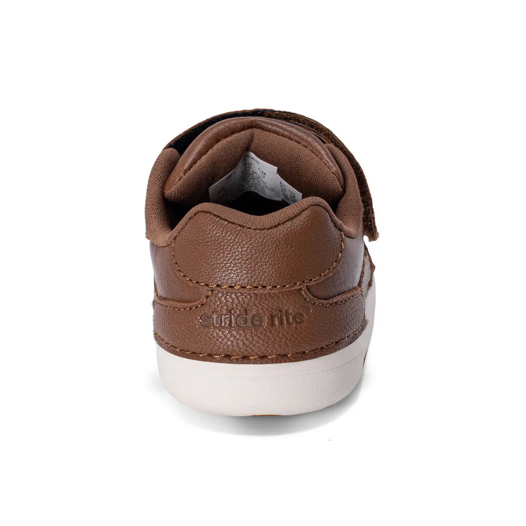Stride Rite Soft Motion Mini Alfredo Sneaker (Brown)