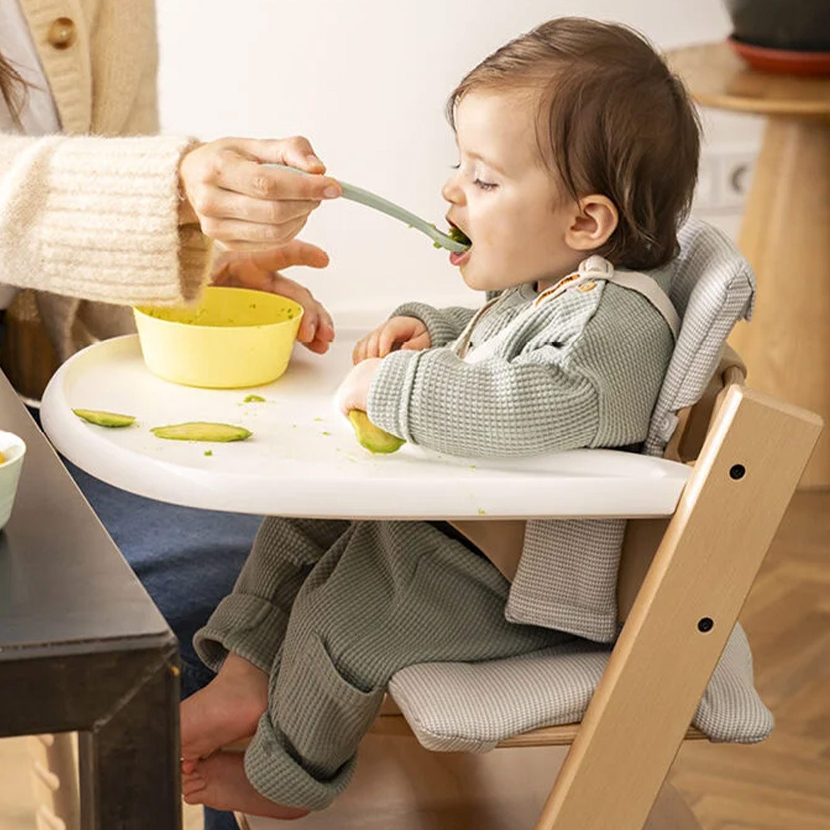 Kitchen Furniture - babyandme.ca – babyandme.ca Kelowna Store