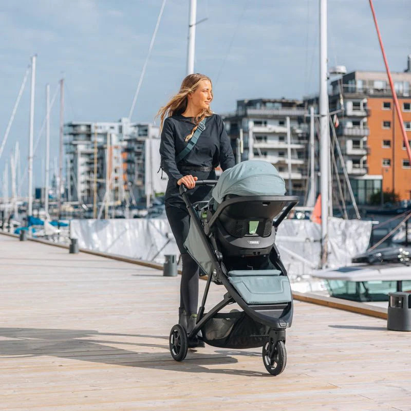 Thule Spring 2 (Black on Black)
