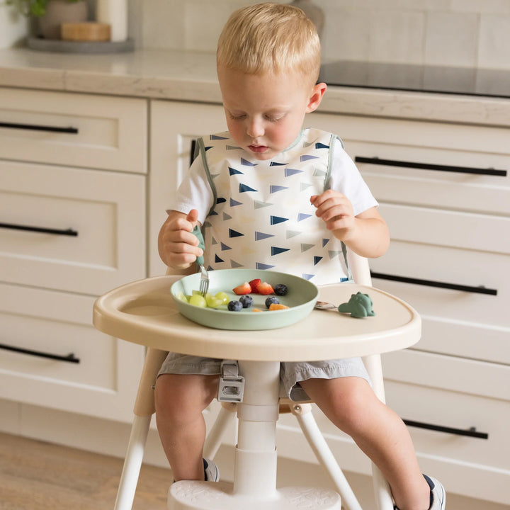 Tiny Twinkle Mess-Proof Apron Bib (Vintage Flags)