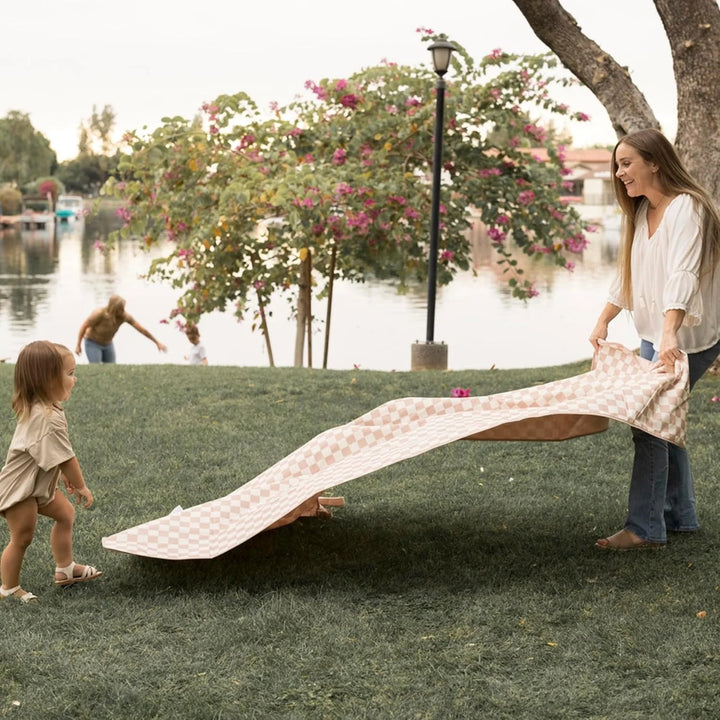 Tiny Twinkle Outdoor Blanket (Beige Checkers)