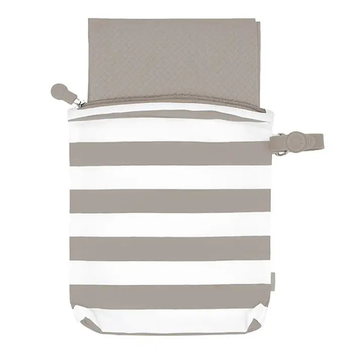 Ubbi On-the-go Changing Mat & Bag (Taupe)