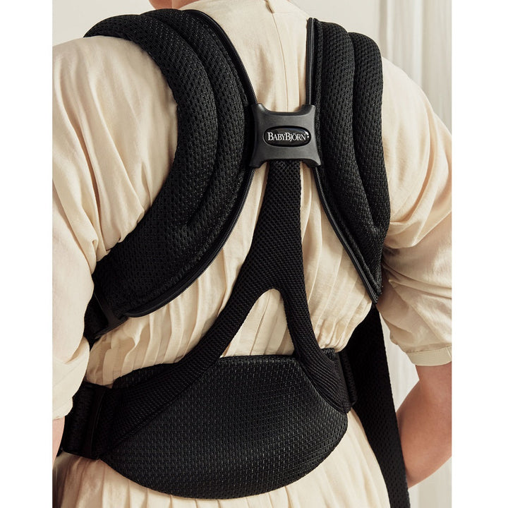 Baby Bjorn Baby Carrier Free 3D Mesh (Black)-Gear-Baby Bjorn-027501 BK-babyandme.ca