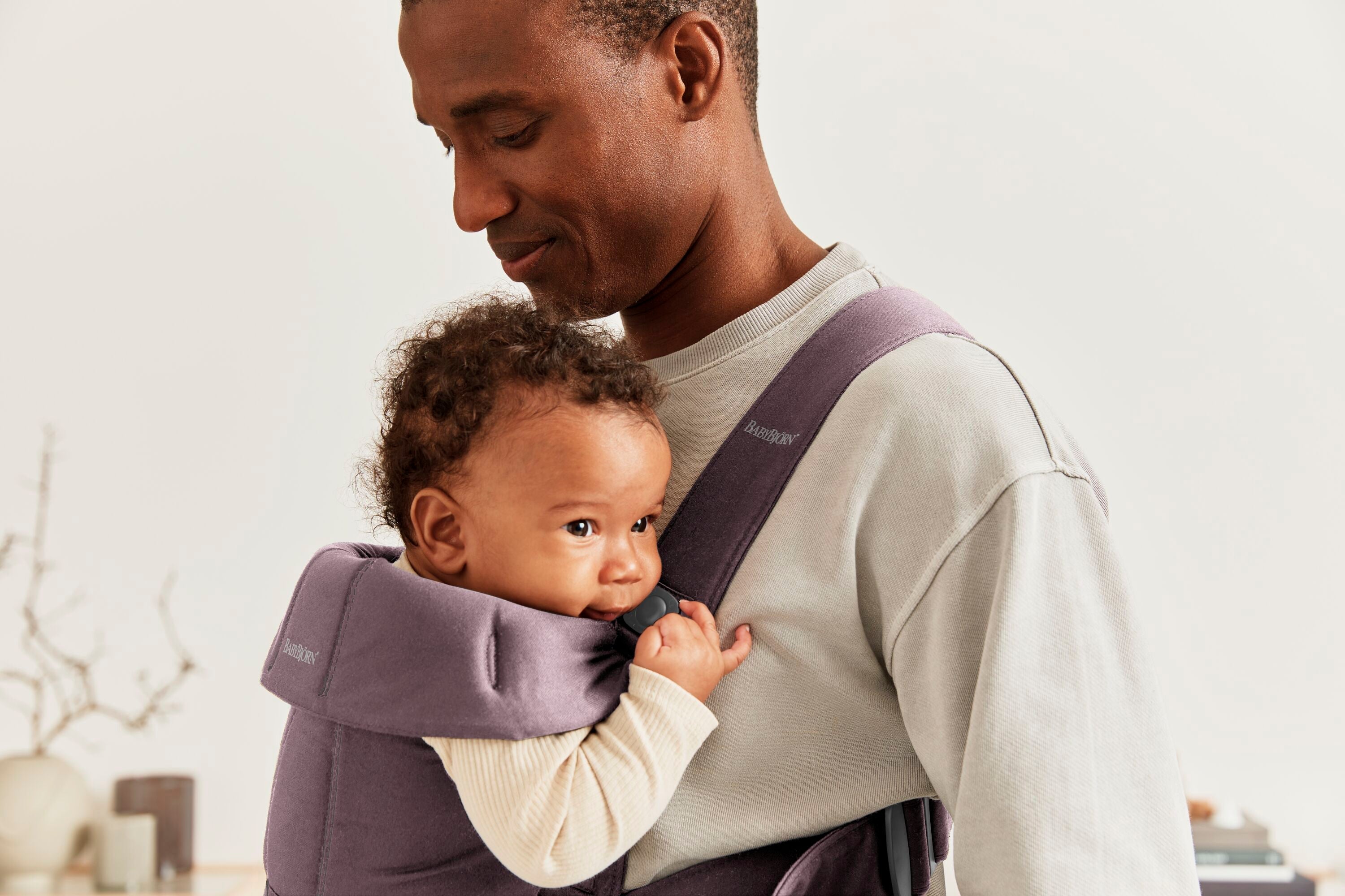 Purple baby carrier shop