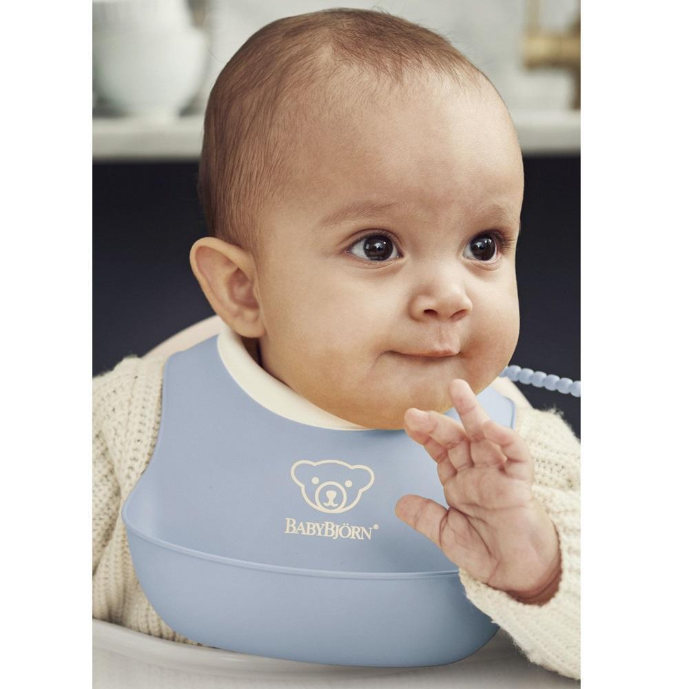 Baby Bjorn Feeding Bib Set 2-Pack (Powder Blue)-Feeding-Baby Bjorn-028628 PBl-babyandme.ca