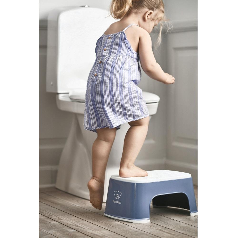 Baby Bjorn Step Stool (Deep Blue/White)-Bath-Baby Bjorn-000035 DB-babyandme.ca