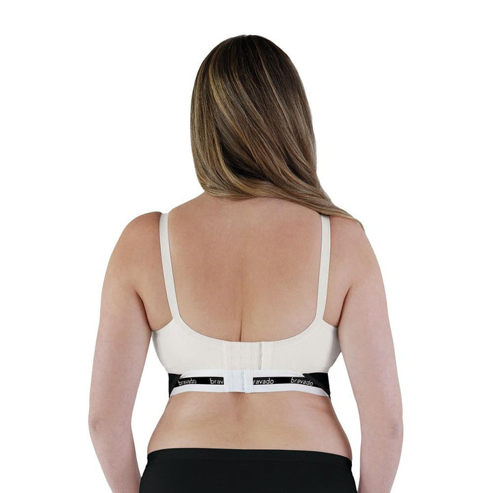 Bravado Clip & Pump Hands-Free Nursing Bra Accessory 2.0 (Black)-Feeding-Bravado--babyandme.ca