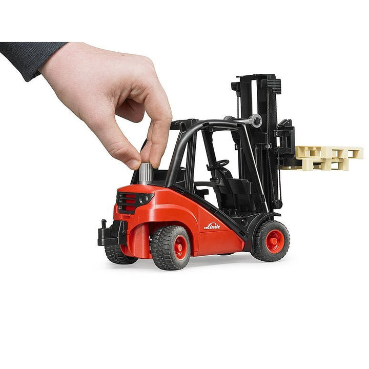 Bruder Linde H30D Forklift with 2 Pallets-Toys & Learning-Bruder-030842-babyandme.ca
