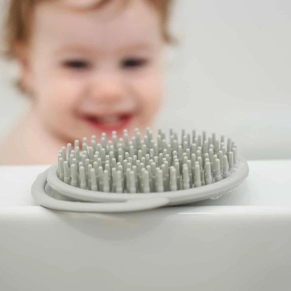 Haakaa Silicone Shampoo Brush (Grey)-Bath-Haakaa-030151 GY-babyandme.ca