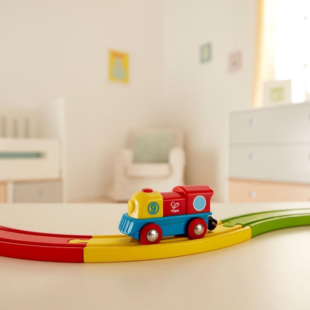 Hape Brave Little Engine-Toys & Learning-Hape-025105-babyandme.ca