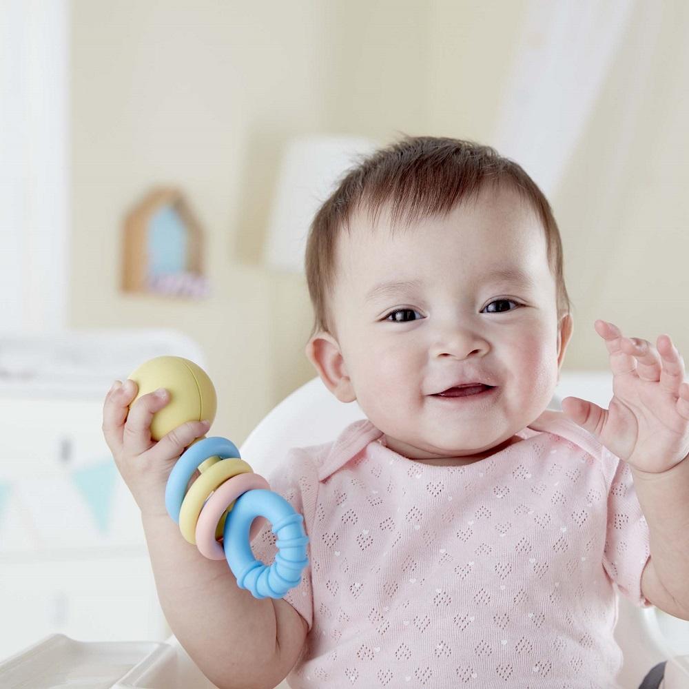 Hape Rattling Rings Teether-Toys & Learning-Hape-027981-babyandme.ca