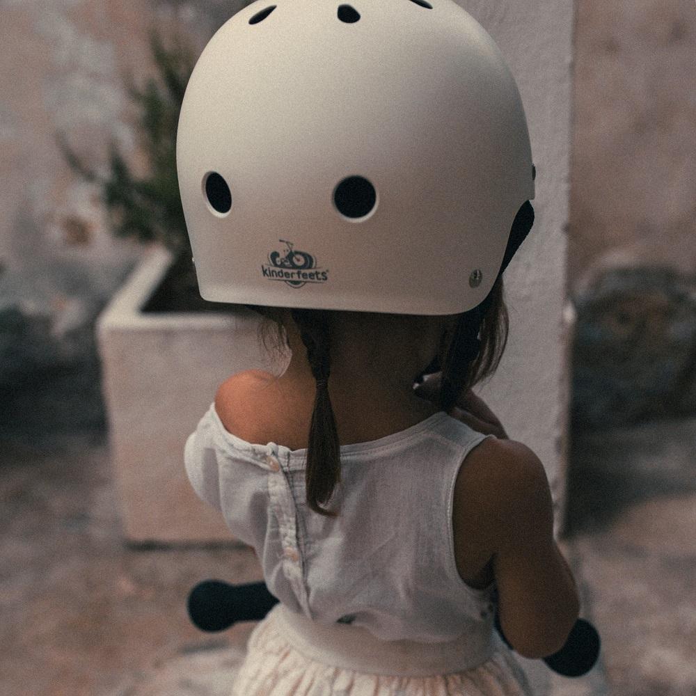 Kinderfeets Helmet (Matte White)-Toys &amp; Learning-Kinderfeets-028629 WH-babyandme.ca