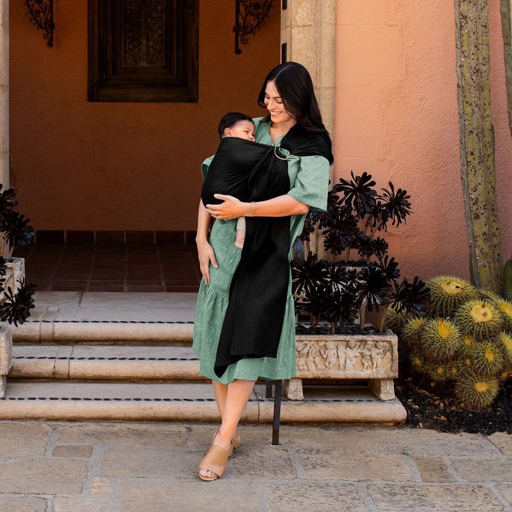 MOBY Ring Sling Double Gauze (Onyx)-Gear-MOBY-026902 ON-babyandme.ca