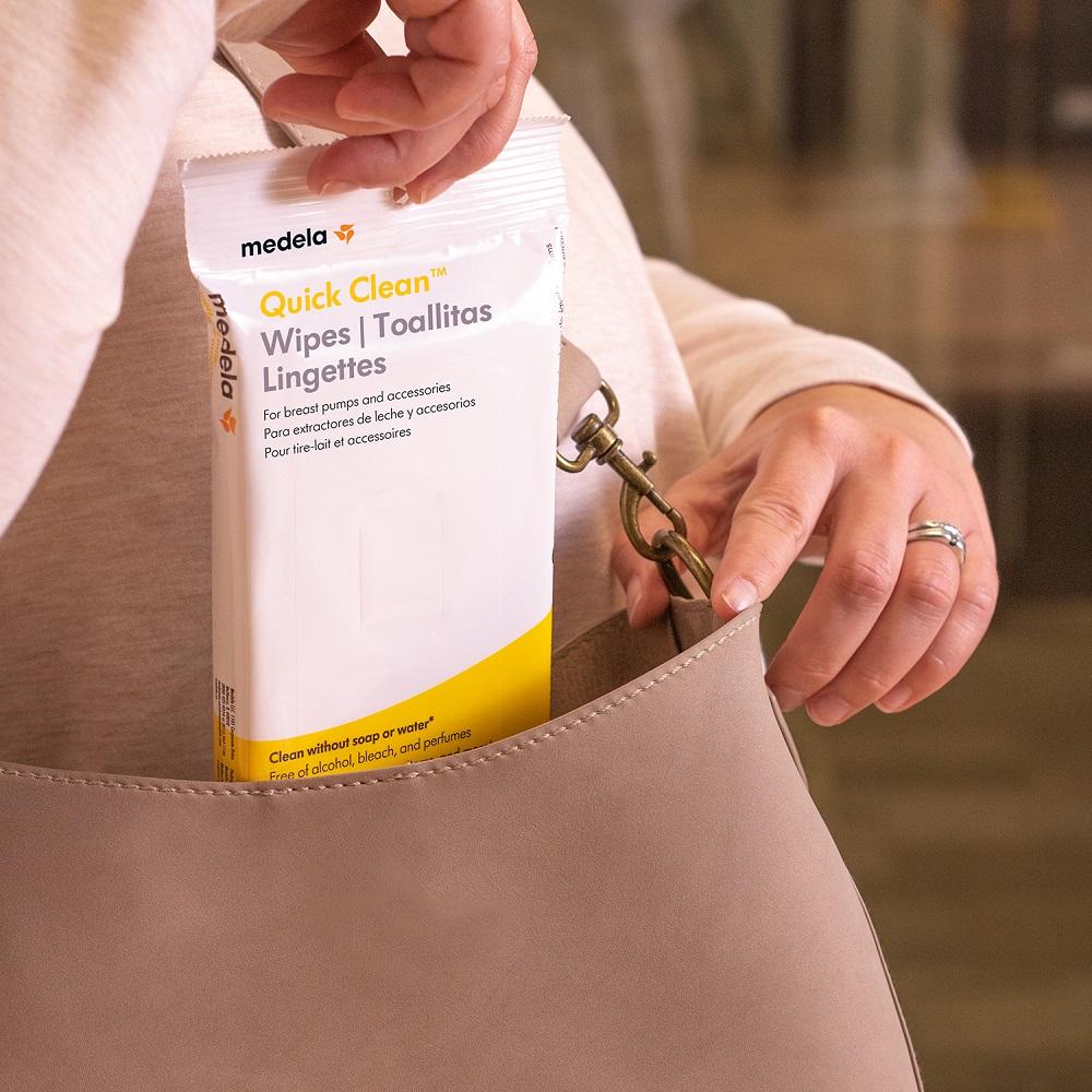 Medela Quick Clean Wipes (30 Count)-Feeding-Medela-030510 30ct-babyandme.ca