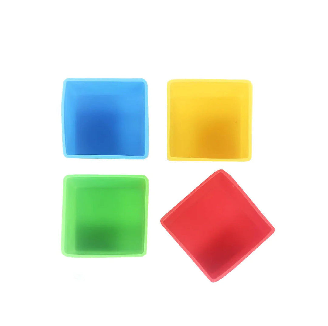 Munchbox Munch Cups 4pcs (Bold Squares)-Feeding-MunchBox-031890 BO-babyandme.ca