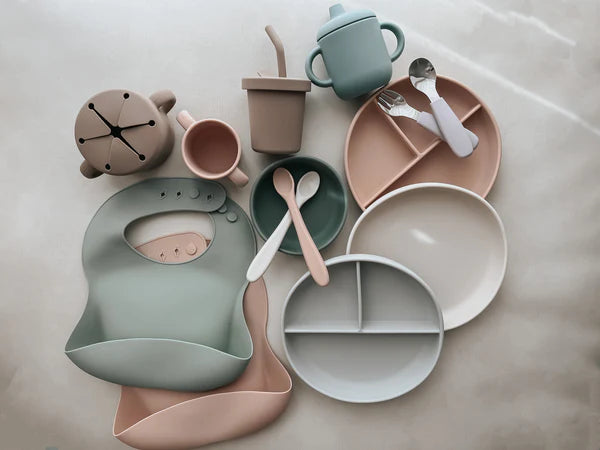 noüka Flat Plate (Lily Blue)-Feeding-noüka-031726 LB-babyandme.ca